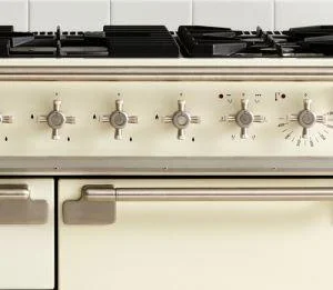 CHOICE OF COOKTOP