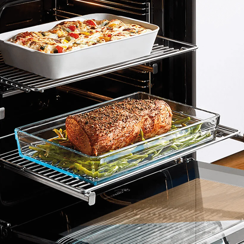 Large Oven Capacity (2.51 cu. ft.) - Generous 2.51 cu. ft. interior volume