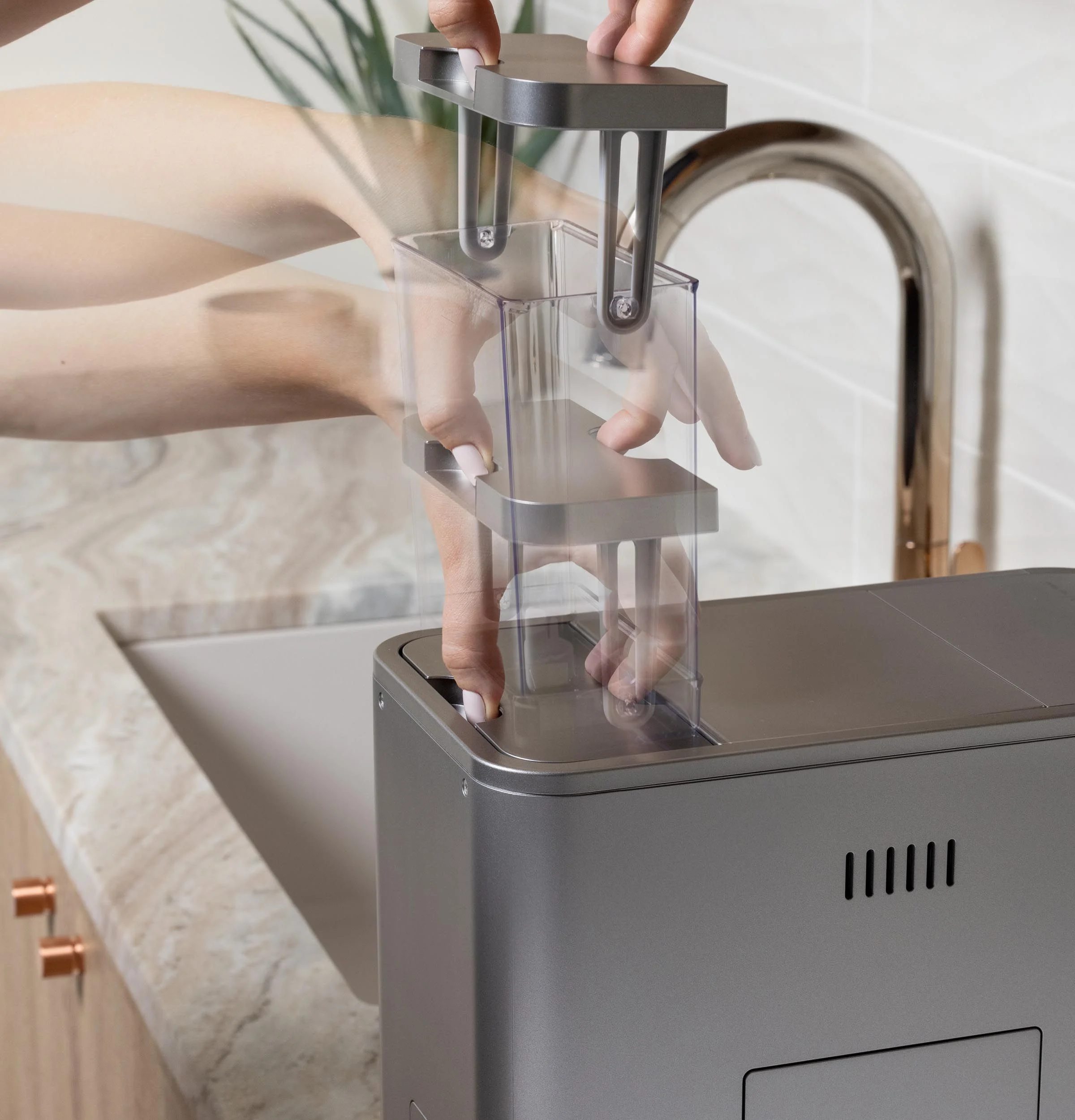 Removable Water Reservoir