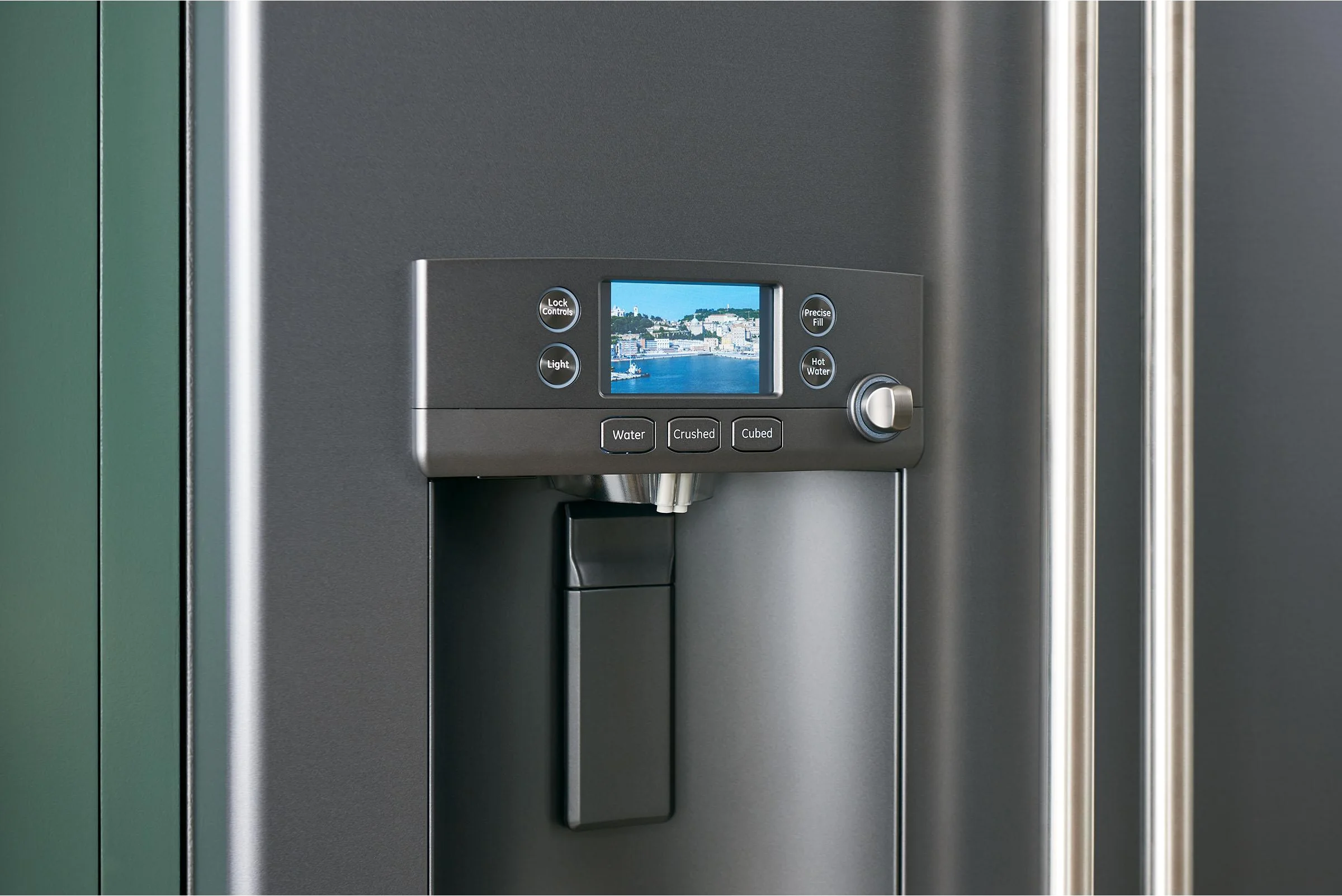Magnet-free photos for the refrigerator