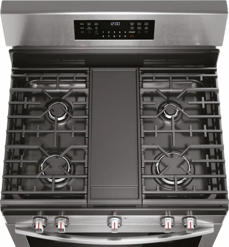 Five Burner Cooktop + Integrated Griddle