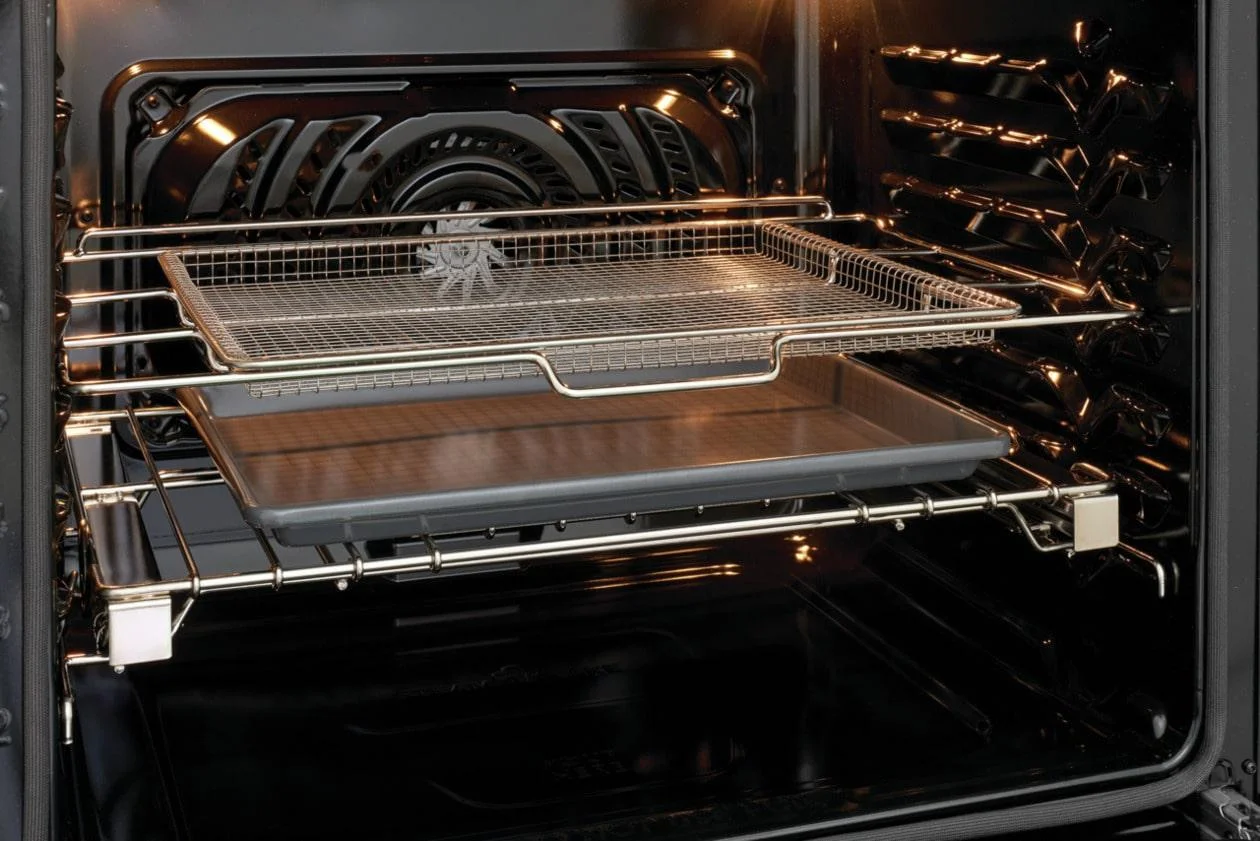 ReadyCook(TM) Air Fry Tray is included