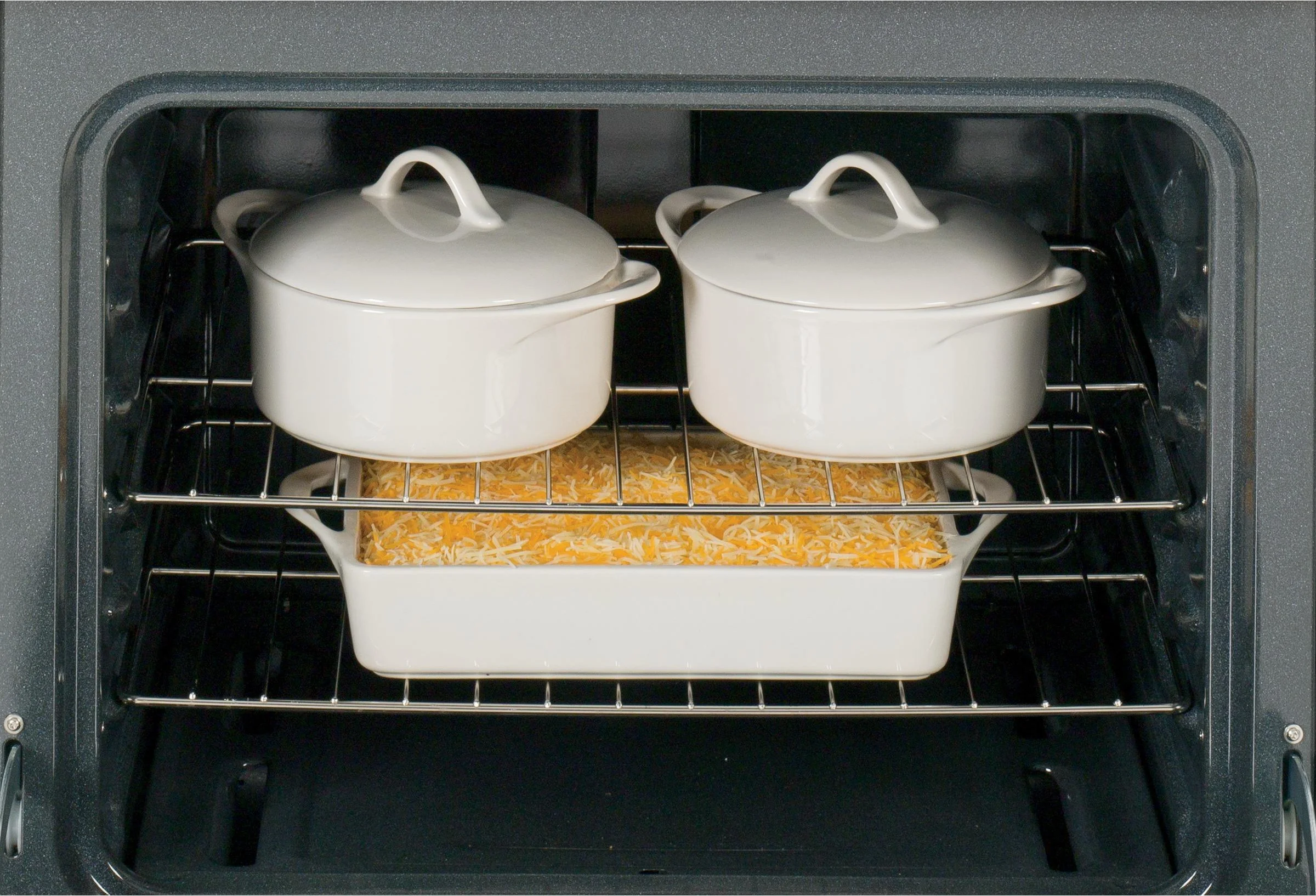 4.8 cu. ft. oven capacity