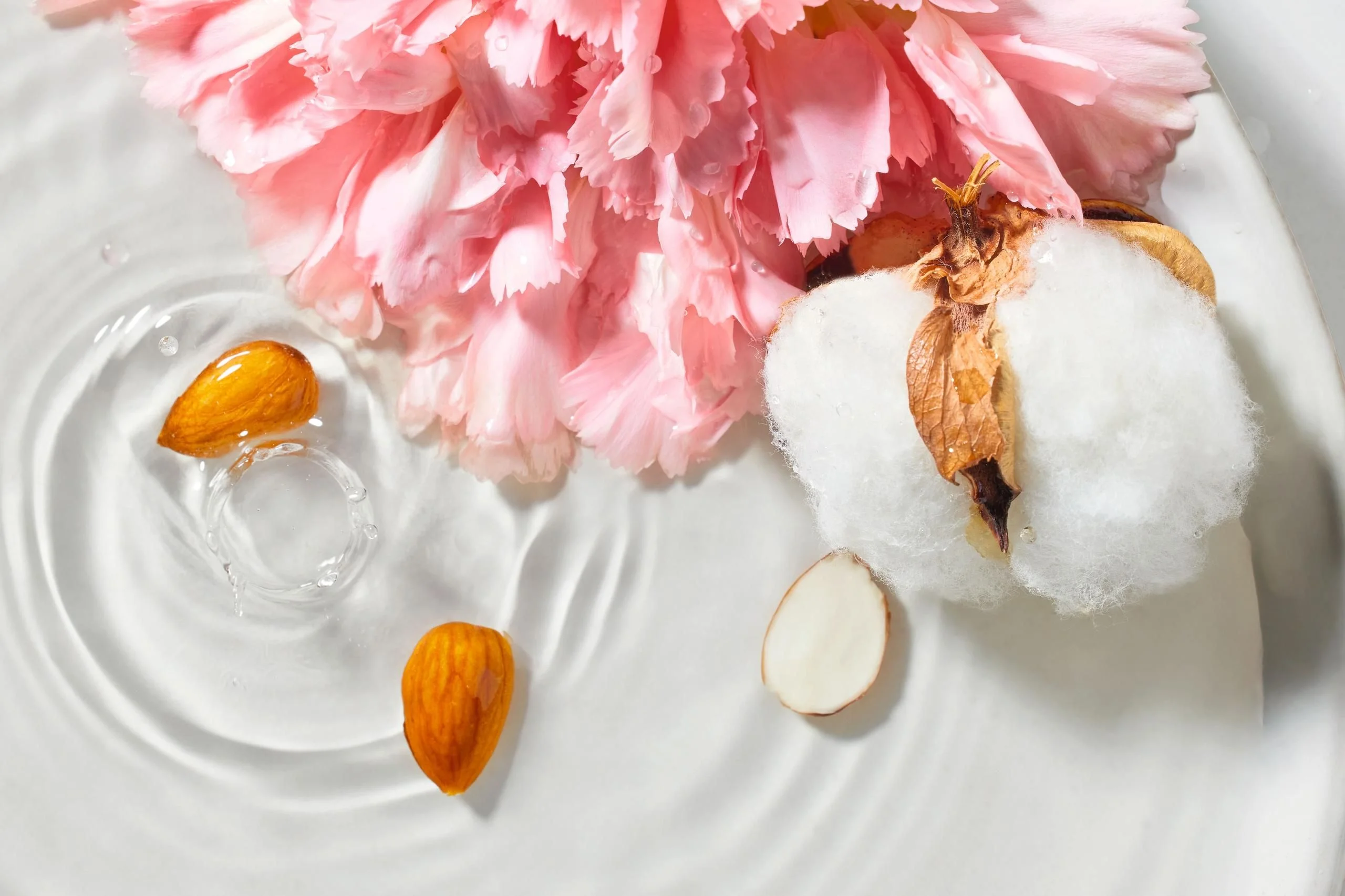 Cocoon Capsules fragrance flacon