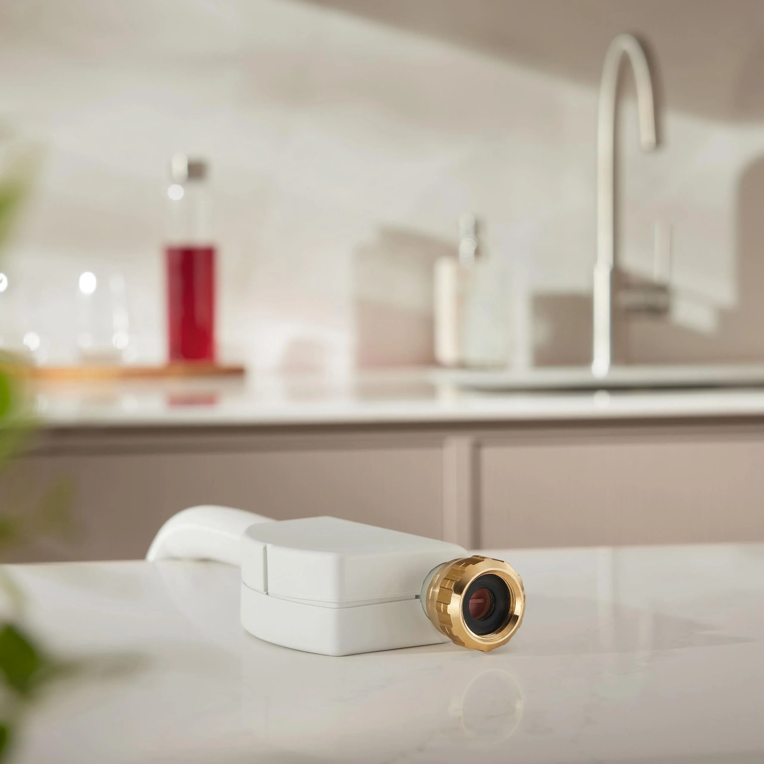 Hot water connection