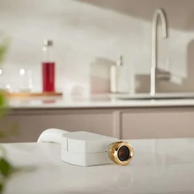 Hot water connection