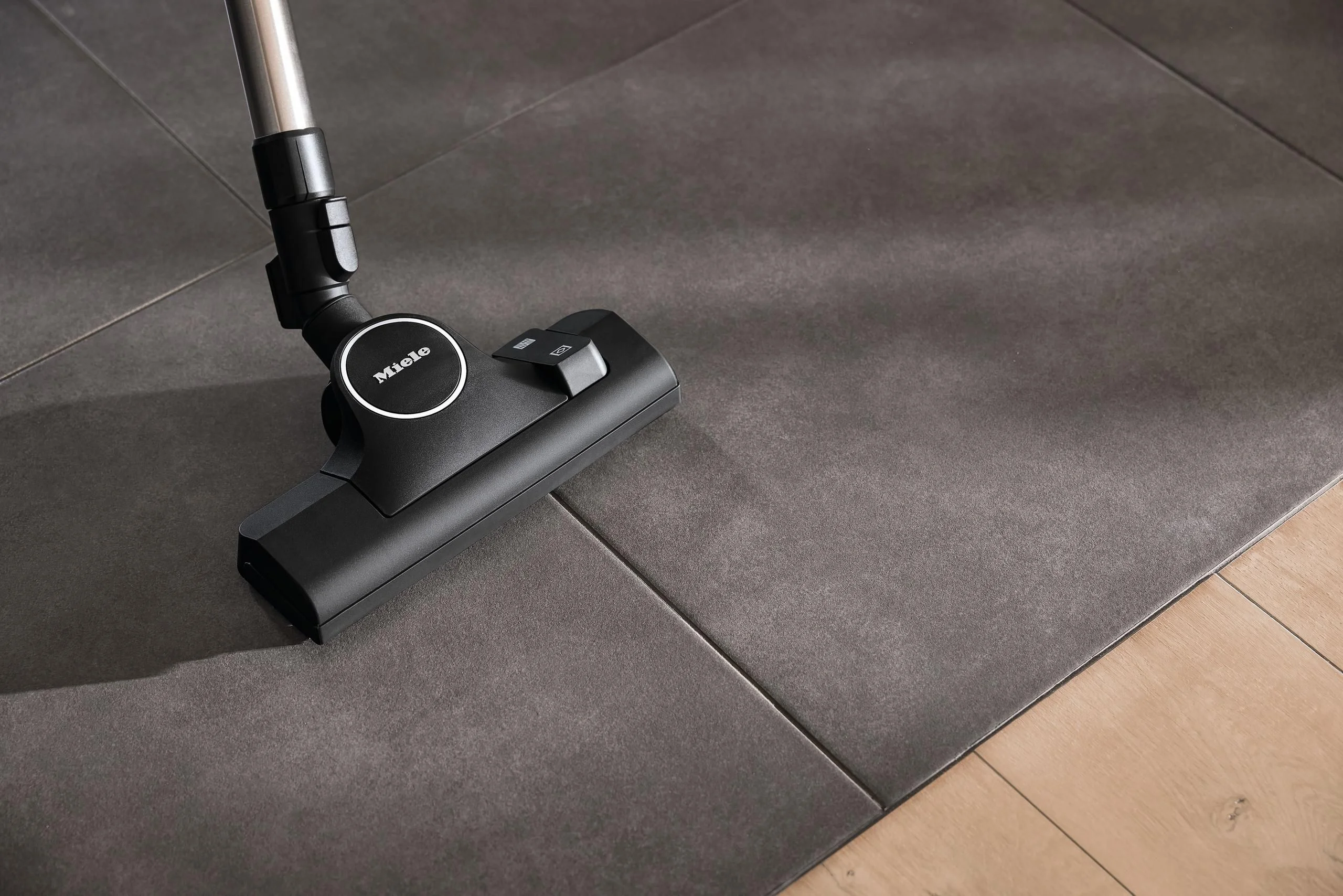 AllTeQ universal floorhead