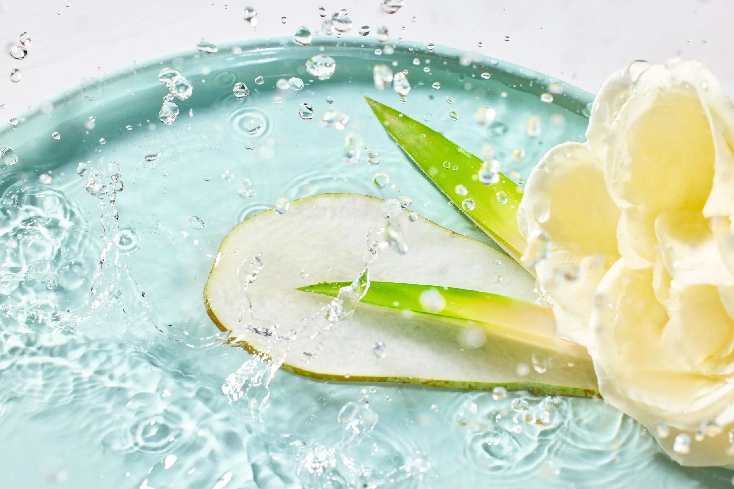 Aqua fabric softener fragrance