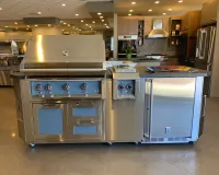 8' Outdoor Living Suite with Side Burner, Bar and Beer Dispenser (Custom Countertop)